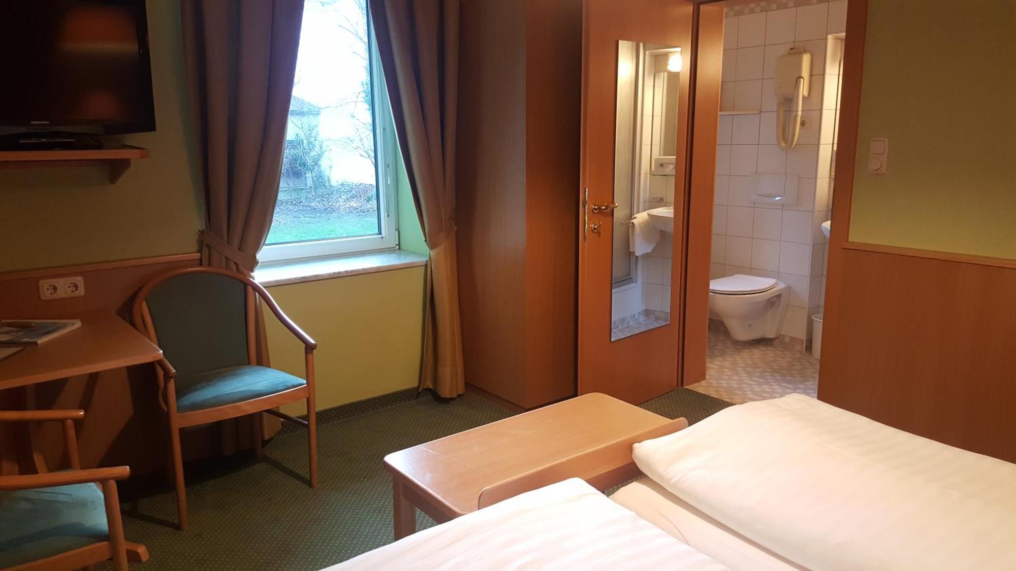 Hotel Hohenstauffen Salzburg Bagian luar foto