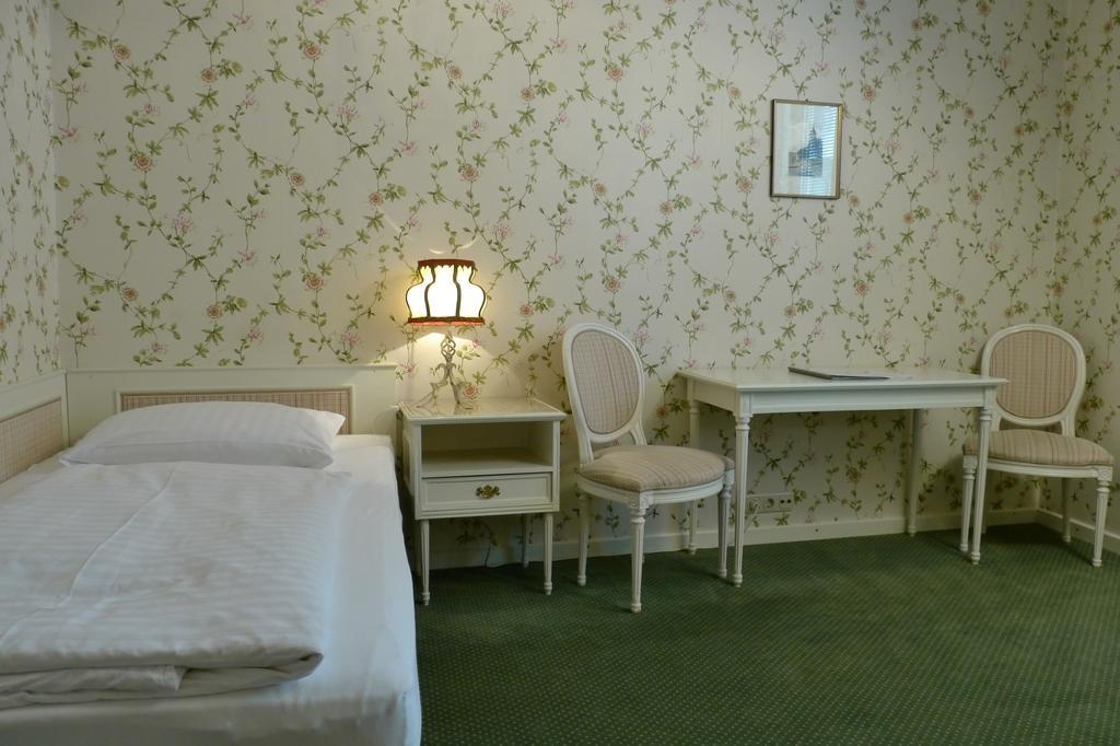 Hotel Hohenstauffen Salzburg Bagian luar foto